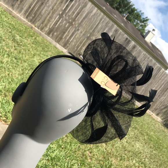 Hat Black Fascinator - Picture 5 of 6